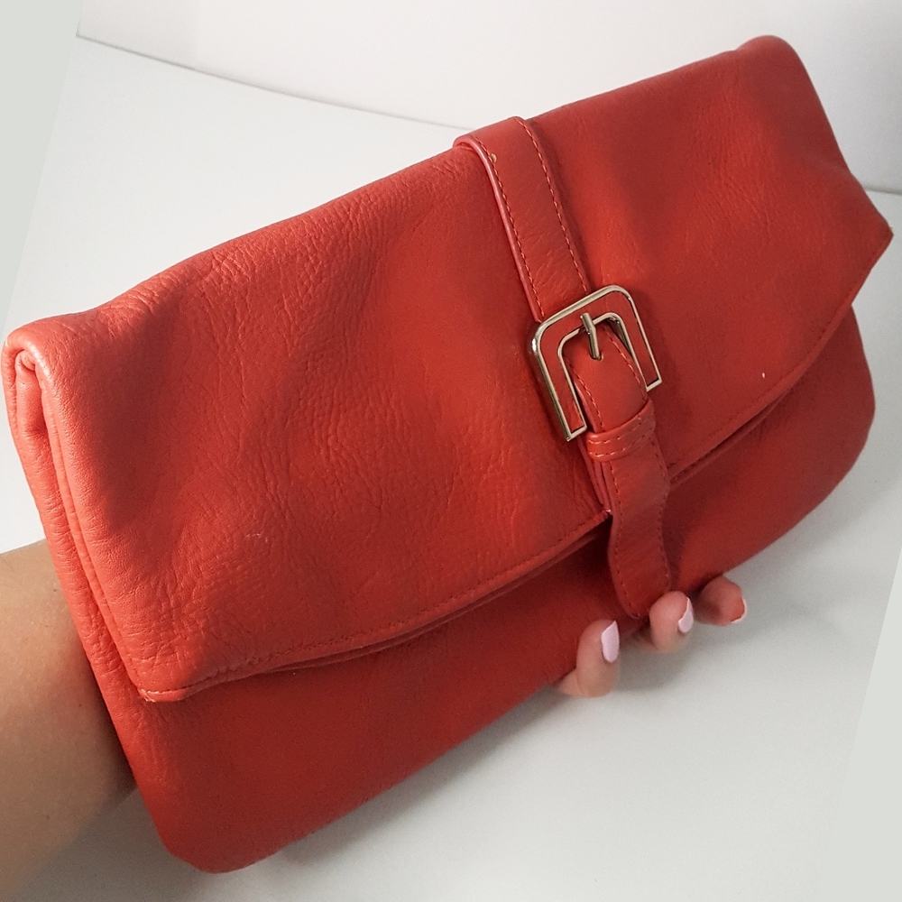 Vintage Miztique♥️Red Leather Clutch/Shoulder Bag